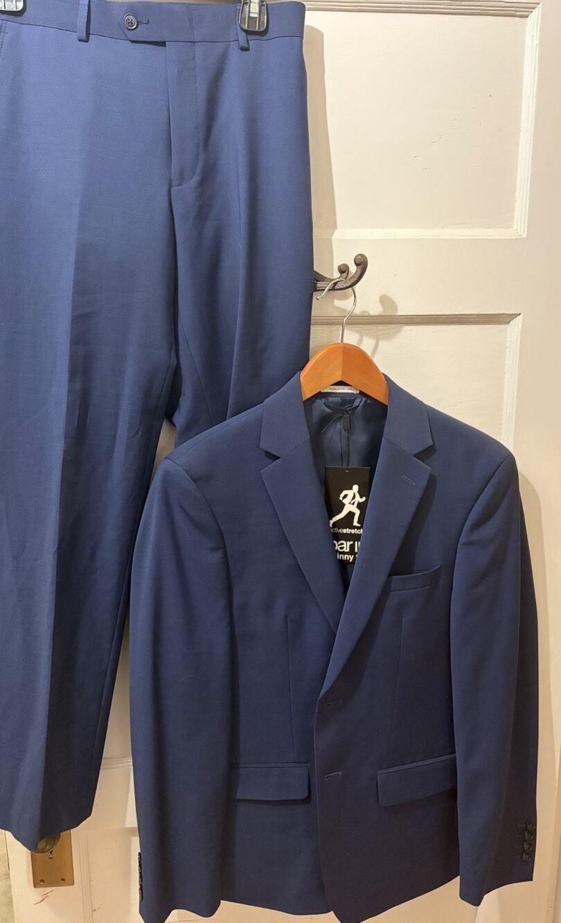 I1 $425 NWT Bar III Men's Skinny Fit Navy Solid Suit 38S 28 X 30